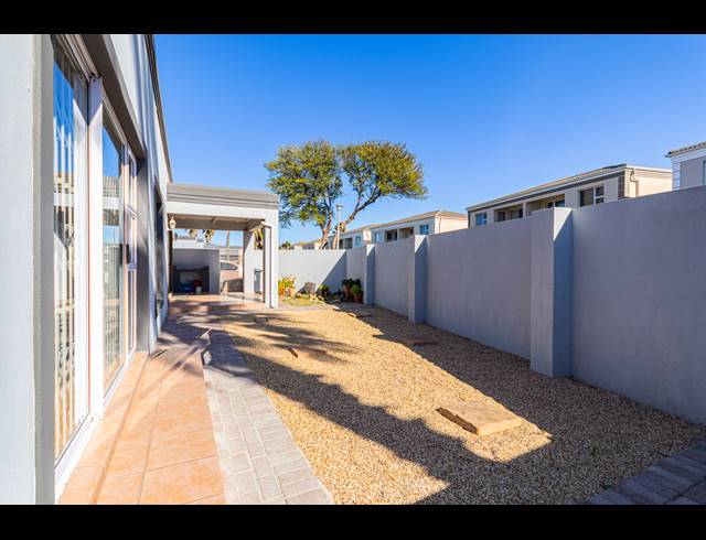 3 BEDROOM FREESTANDING FOR SALE IN PARKLANDS